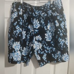 The Pioneer Woman Blue Floral Pull On Bermuda Shorts size 4X